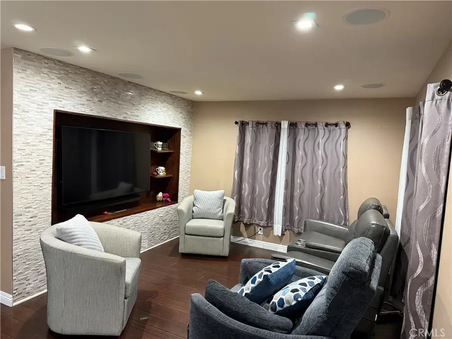435 E Gardena Boulevard #10, Gardena, CA 90248 - #2