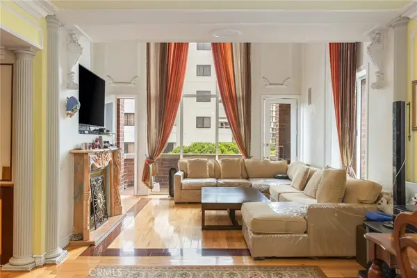 10550 Wilshire Boulevard #302, Los Angeles, CA 90024
