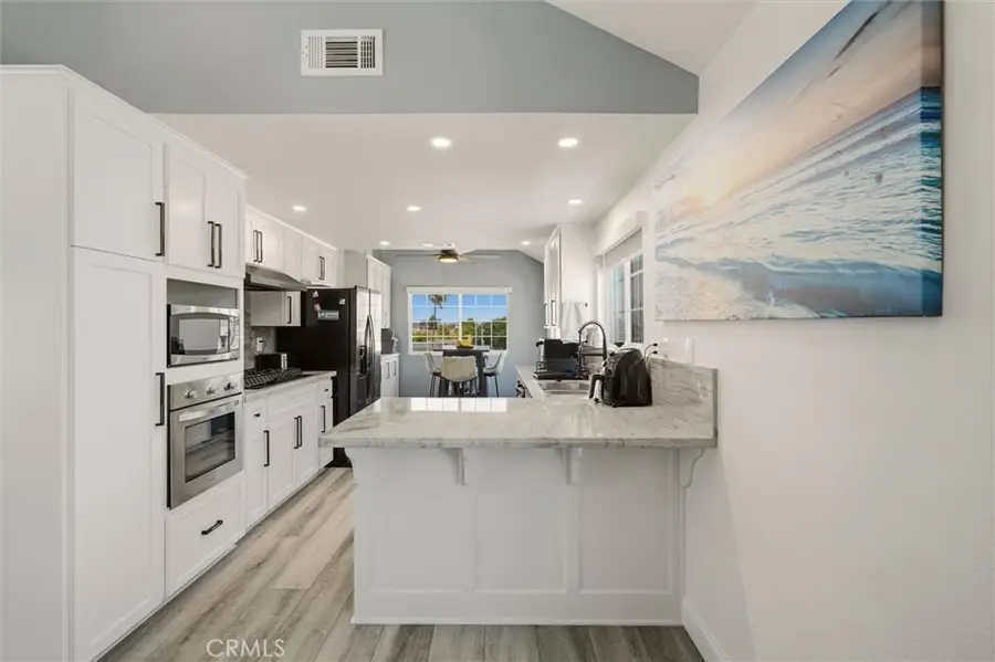 1809 Vanderbilt Lane #C, Redondo Beach, CA 90278 - #2