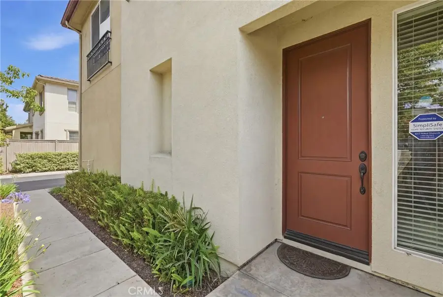 12001 Jackson Square Court, Hawthorne, CA 90250 - #3