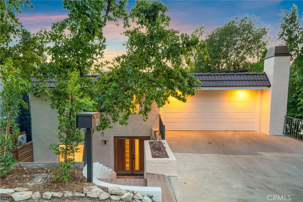 5215 Baza, Woodland Hills, CA 91364 - #1