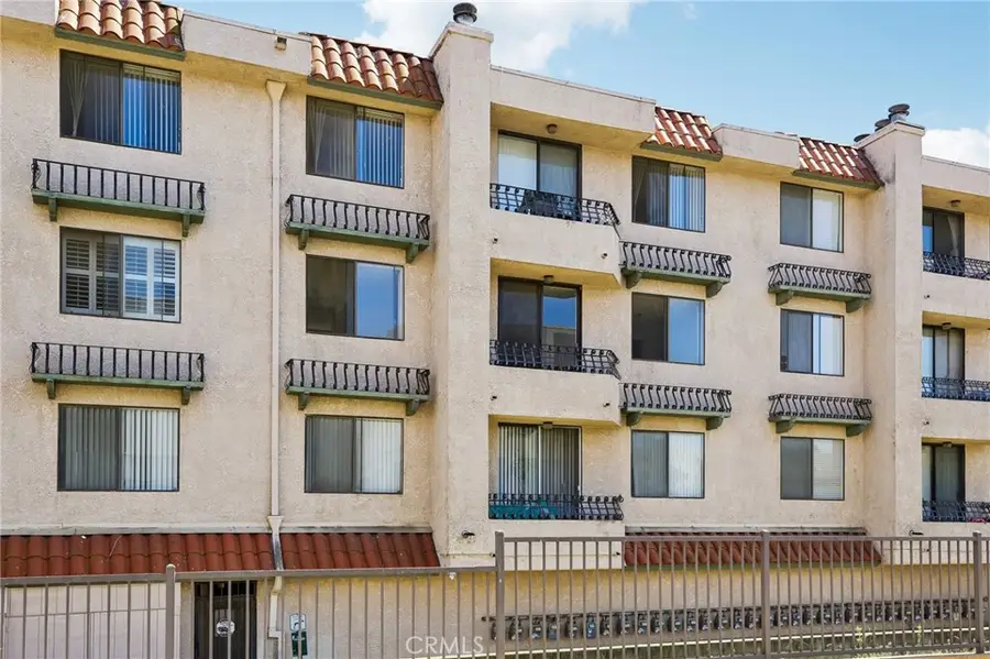 28004 S Western Ave #218, San Pedro, CA 90732 - #3