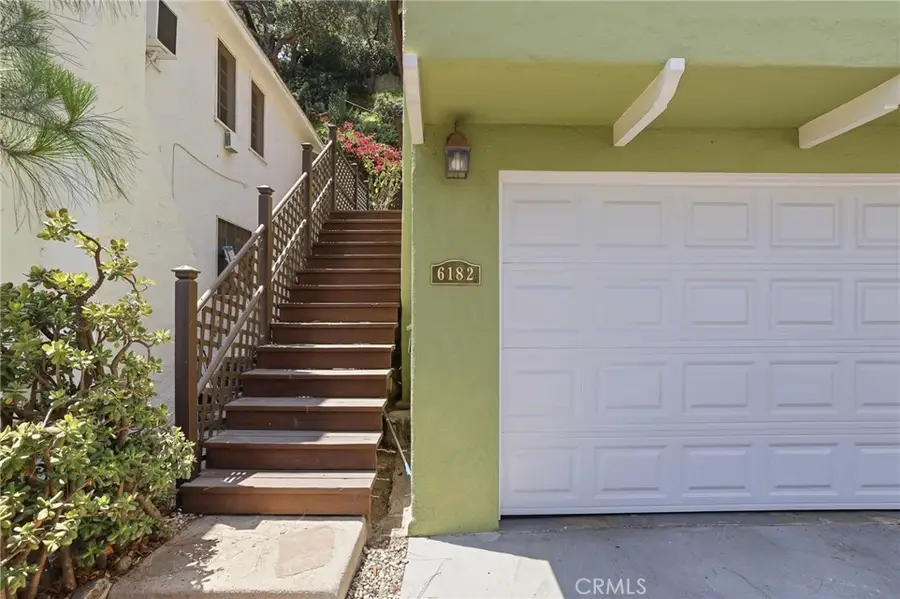 6182 Glen Oak St, Los Angeles, CA 90068 - #3