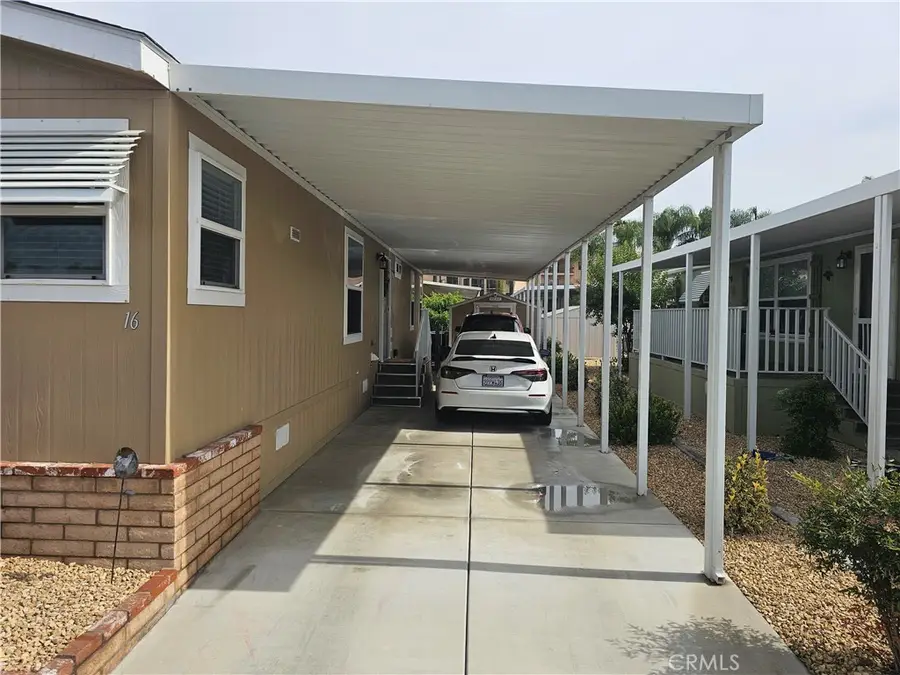 2205 W Acacia Avenue #16, Hemet, CA 92545 - #3