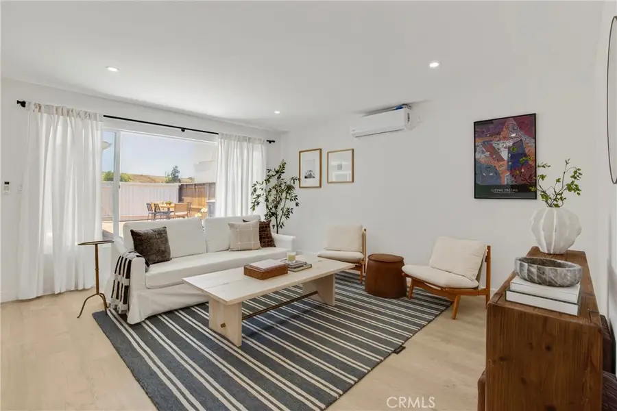18506 Kingsdale Avenue, Redondo Beach, CA 90278 - #2