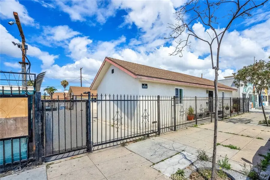 519 Broad Avenue, Wilmington, CA 90744 - #2