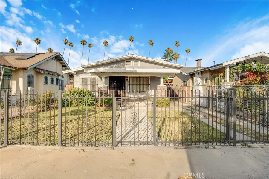 3940 Denker, Los Angeles, CA 90062 - #3