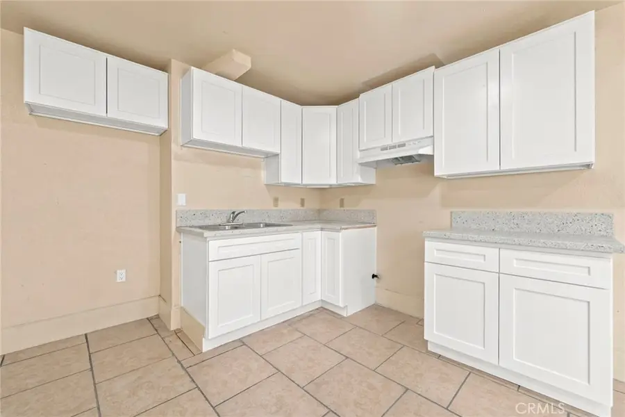 2019 E 105 Street, Los Angeles, CA 90002 - #3