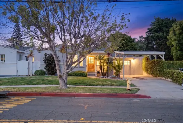 424 S Meadows Ave, Manhattan Beach, CA 90266