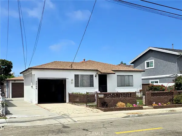 2009 Graham Avenue #2, Redondo Beach, CA 90278