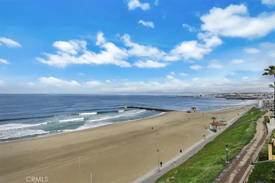 721 Esplanade #403, Redondo Beach, CA 90277 - #3
