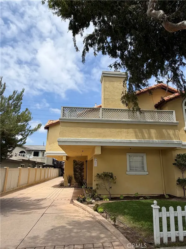 2621 Grant Avenue #C, Redondo Beach, CA 90278