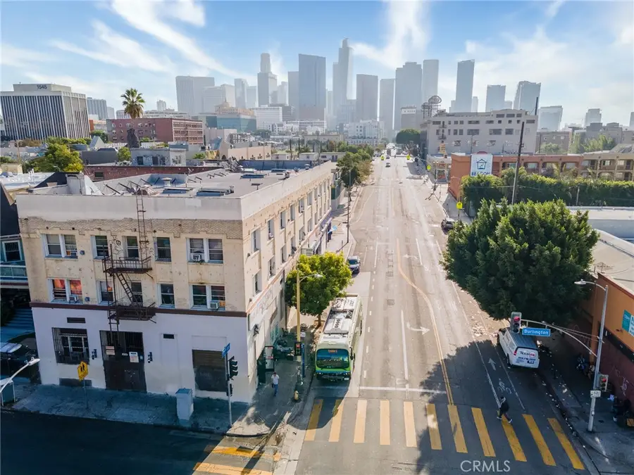 694 S Burlington Avenue, Los Angeles, CA 90057 - #2