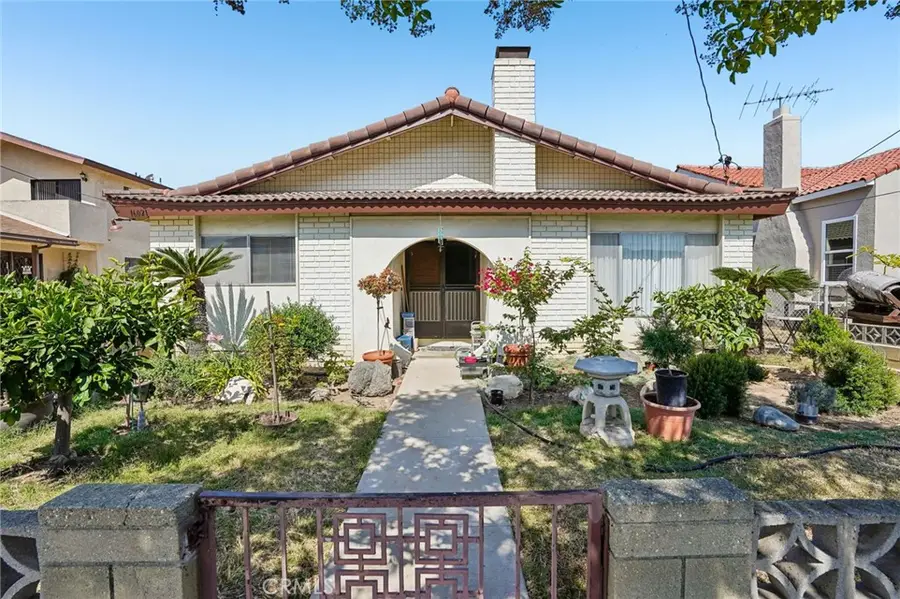 16021 S Dalton Avenue, Gardena, CA 90247 - #2