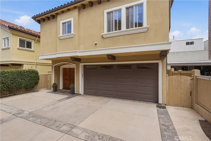 520 N Elena #B, Redondo Beach, CA 90277 - #2