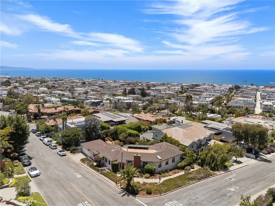 708 8th Street, Manhattan Beach, CA 90266 - #3