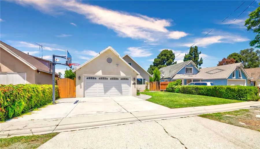 1051 W 184th, Gardena, CA 90248 - #3