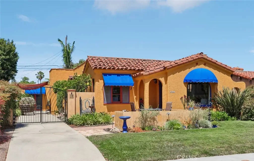 3721 Falcon Avenue, Long Beach, CA 90807 - #1