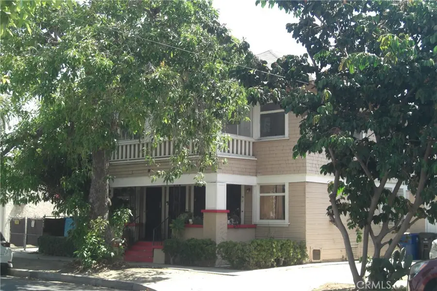 3846 S Gramercy Place, Los Angeles, CA 90062 - #2