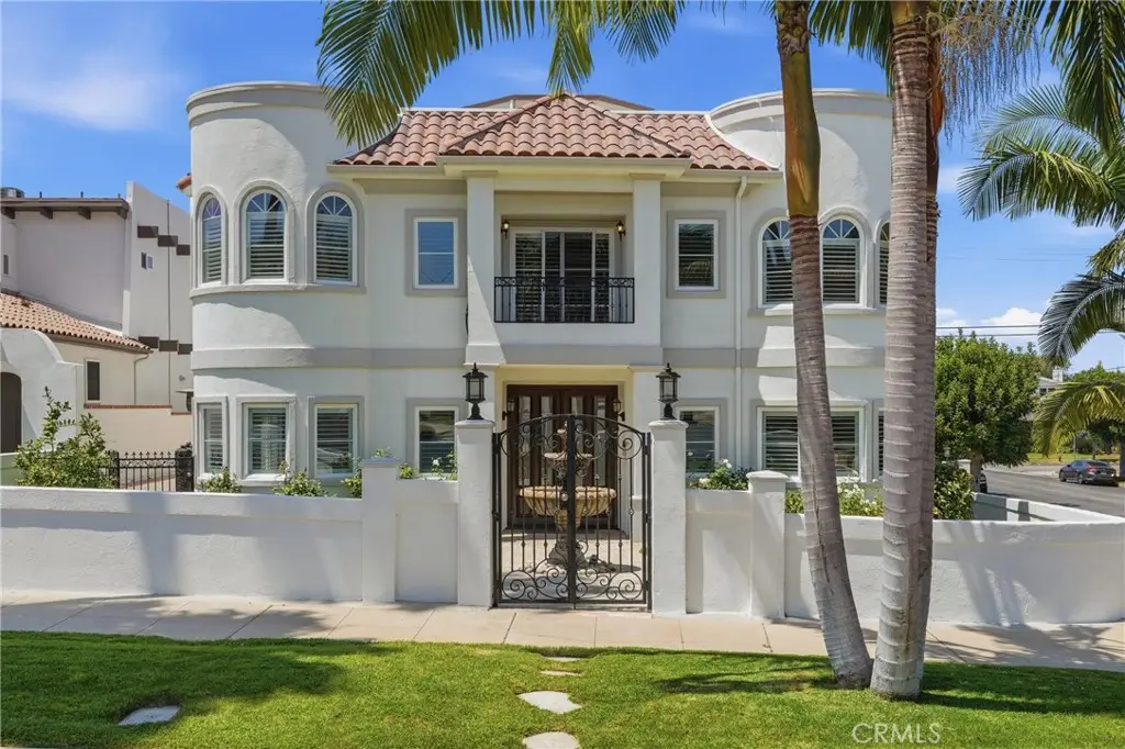 7220 W 80th, Los Angeles, CA 90045 - #1