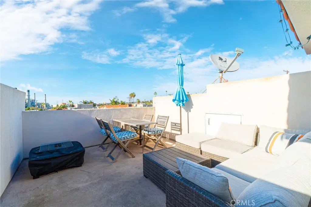 413 N Elena Avenue #C, Redondo Beach, CA 90277 - #1
