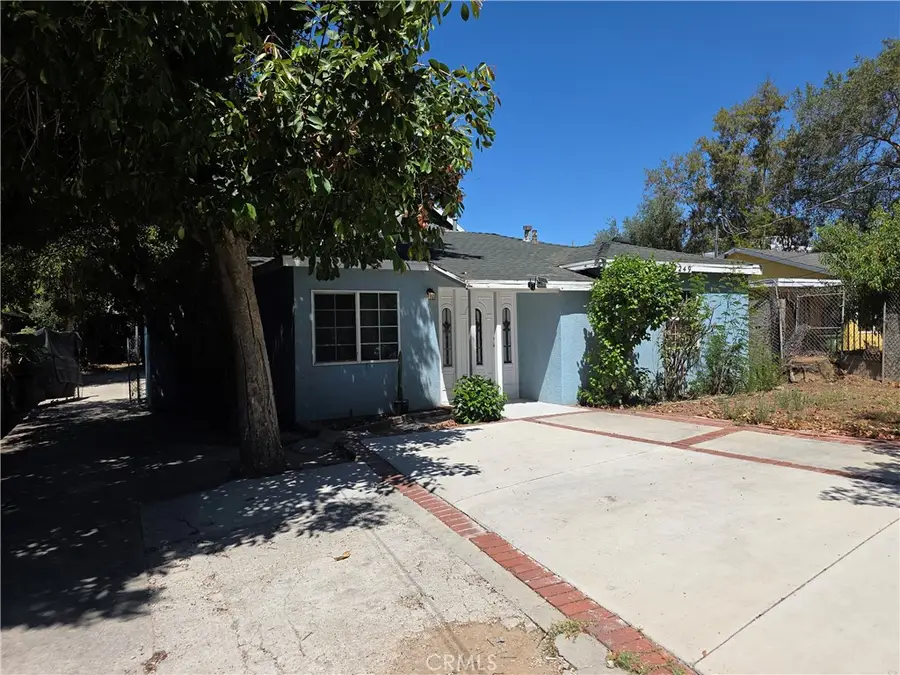 7249 Loma Verde Ave., Canoga Park, CA 91303 - #2