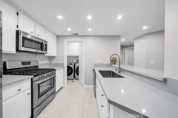 2559 Plaza Del Amo #215, Torrance, CA 90503