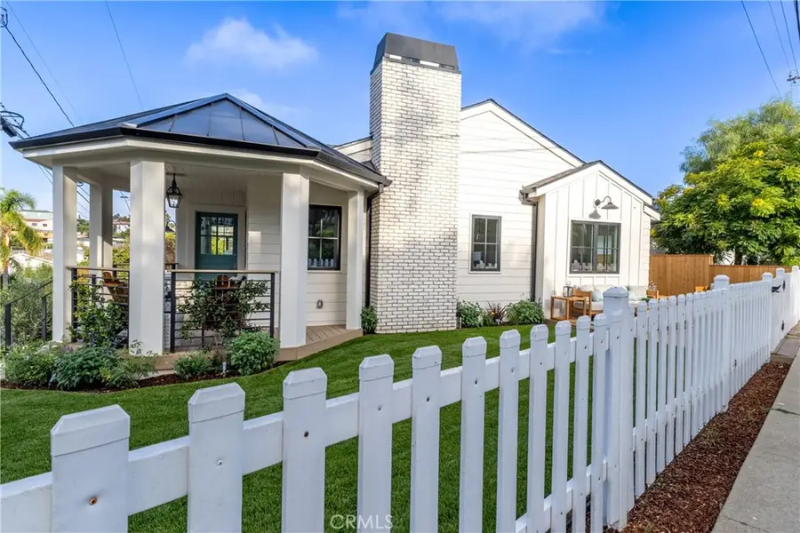 567 24th Place, Hermosa Beach, CA 90254 - #2