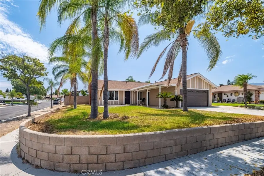 1002 Aspen St., Corona, CA 92879 - #2