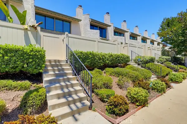 5269 Colodny Drive #7, Agoura Hills, CA 91301