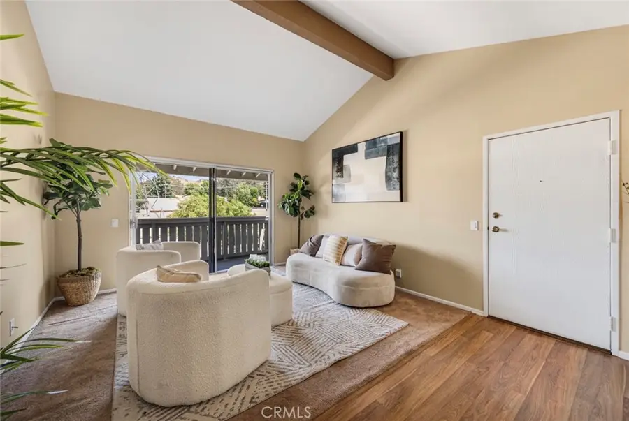 27618 Susan Beth Way Unit G, Saugus, CA 91350 - #3