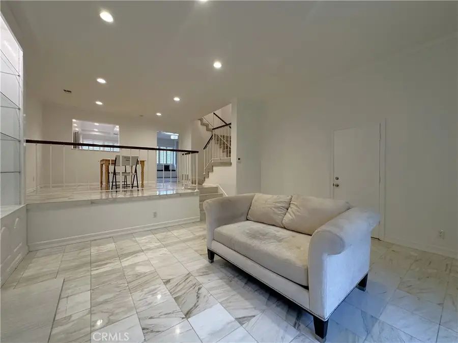 938 Palo Verde Avenue, Long Beach, CA 90815 - #3