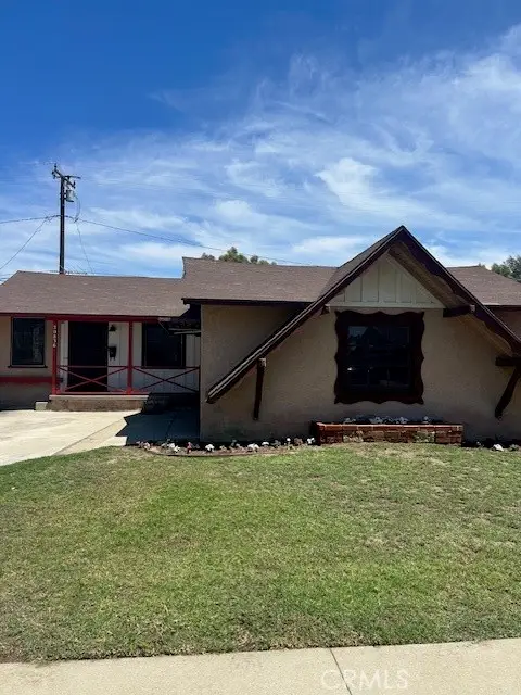 20836 Hawaiian Ave., Lakewood, CA 90715