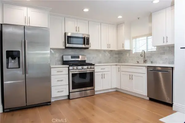 815 S Harvard Boulevard #201, Los Angeles, CA 90005