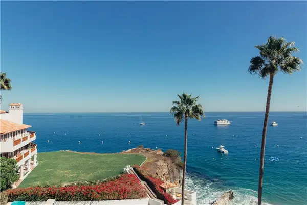 91 Playa Azul, Avalon, CA 90704
