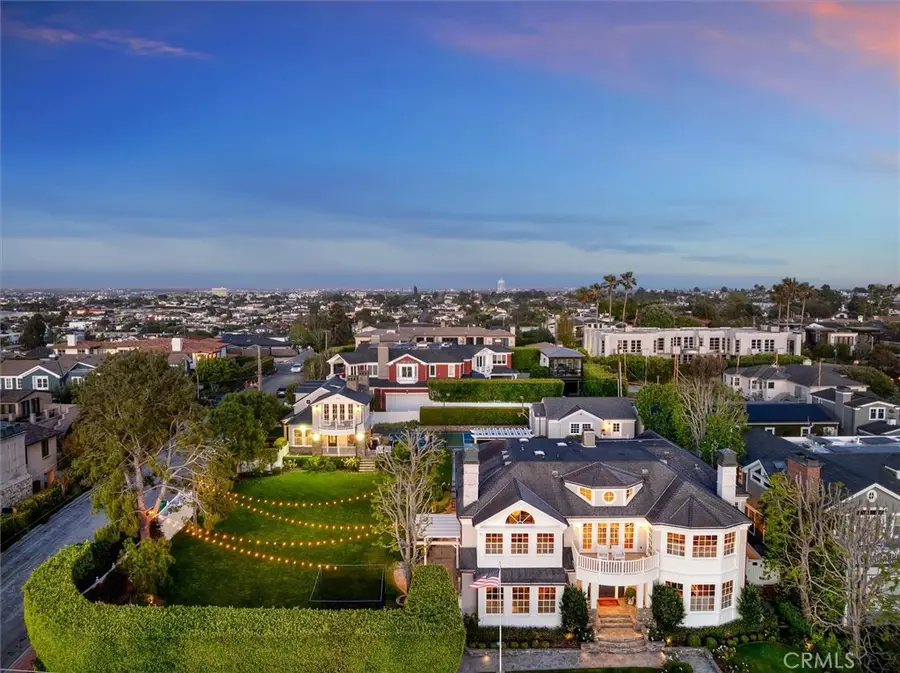 814 Pacific Avenue, Manhattan Beach, CA 90266 - #2