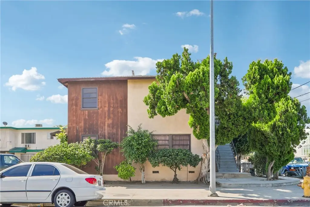 6870 Woodley Avenue, Van Nuys, CA 91406 - #1