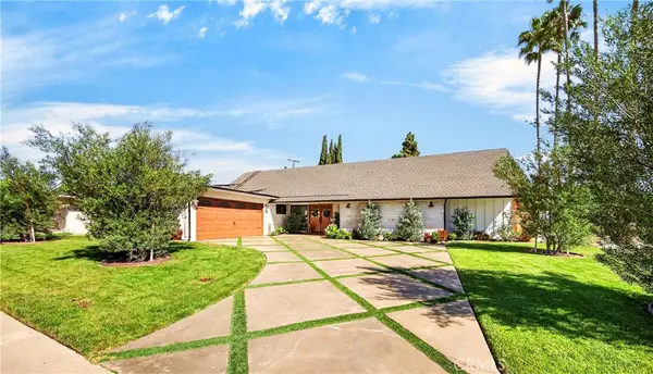 3031 E Elgin, Orange, CA 92869