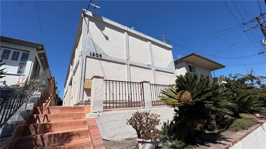 1206 W 25th Street, San Pedro, CA 90731 - #1