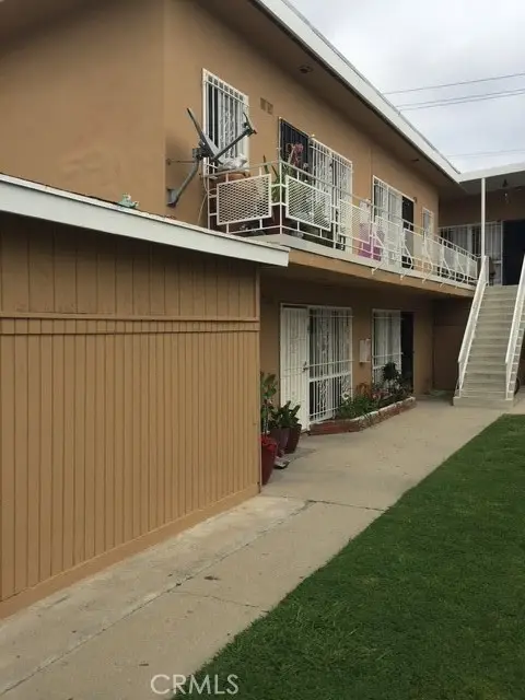 10210 S 10th, Inglewood, CA 90303 - #1
