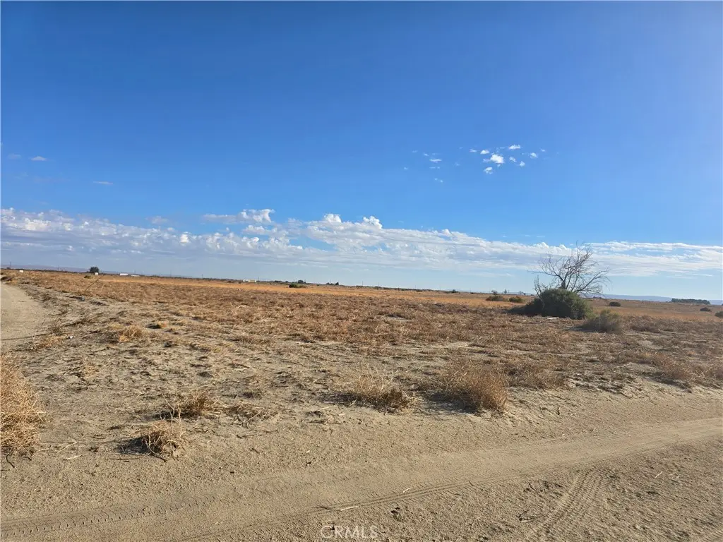 30 E Avenue G, Lancaster, CA 93535 - #1