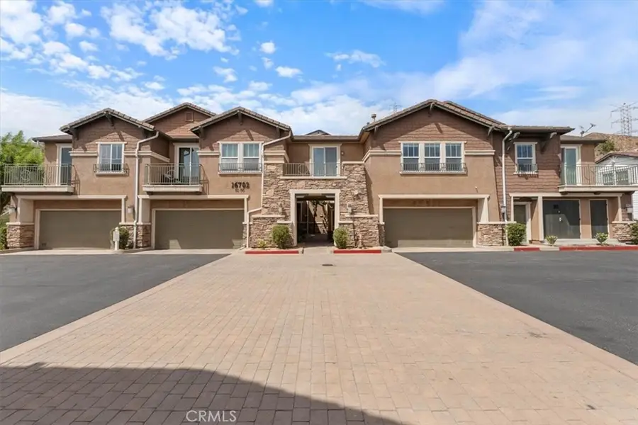 16702 Nicklaus #83, Sylmar, CA 91342 - #2