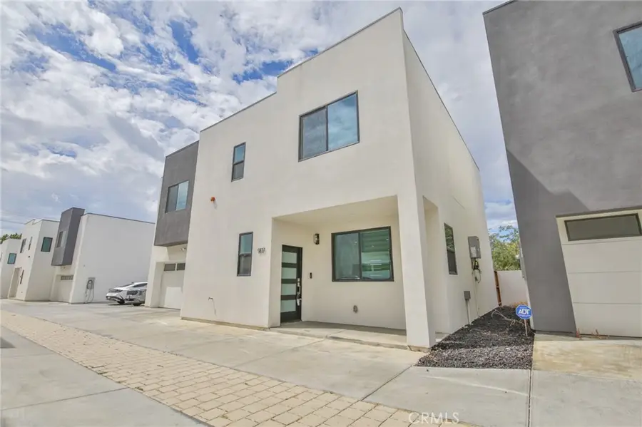 9117 N Nilo Lane, Panorama City, CA 91402 - #2