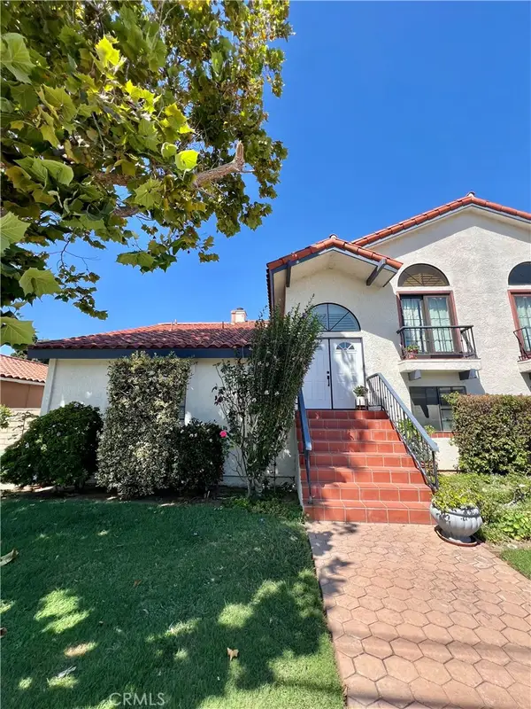 2119 Ernest Avenue #2, Redondo Beach, CA 90278