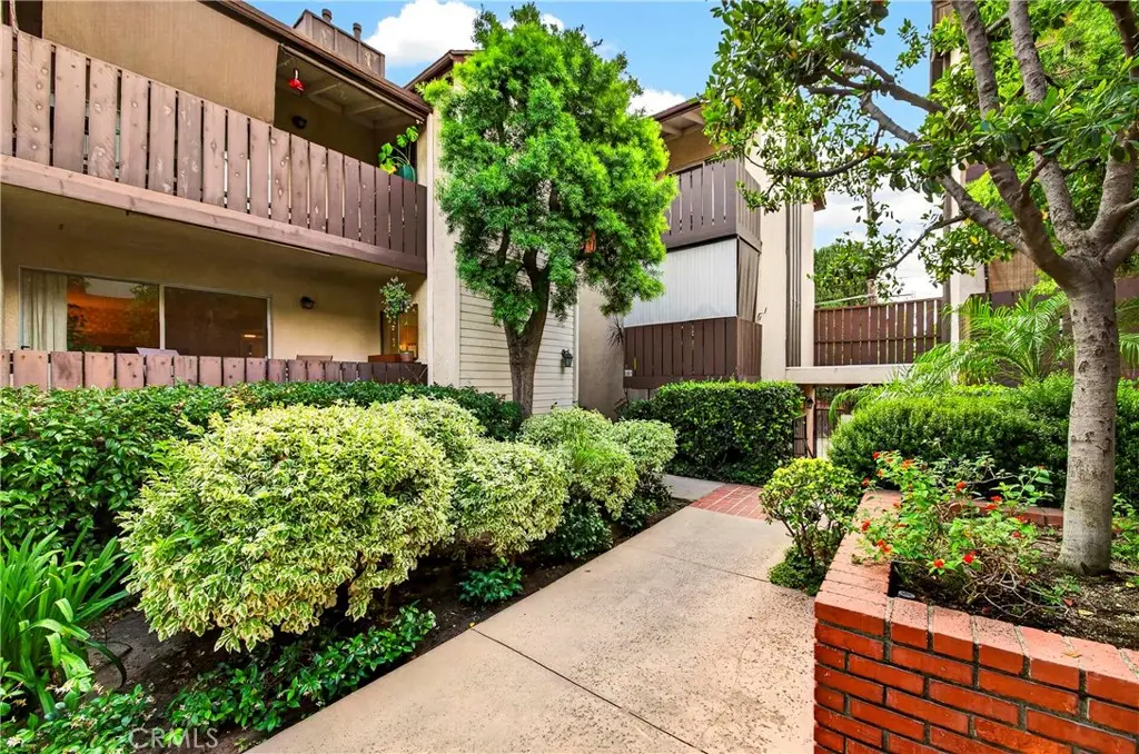 15020 Victory #104, Van Nuys, CA 91411 - #1
