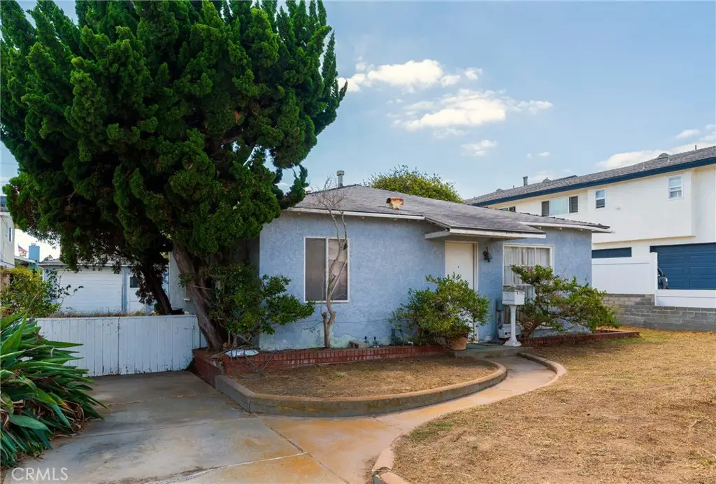 2412 Voorhees, Redondo Beach, CA 90278 - #1
