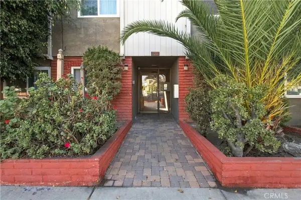 725 Coronado #112, Long Beach, CA 90804
