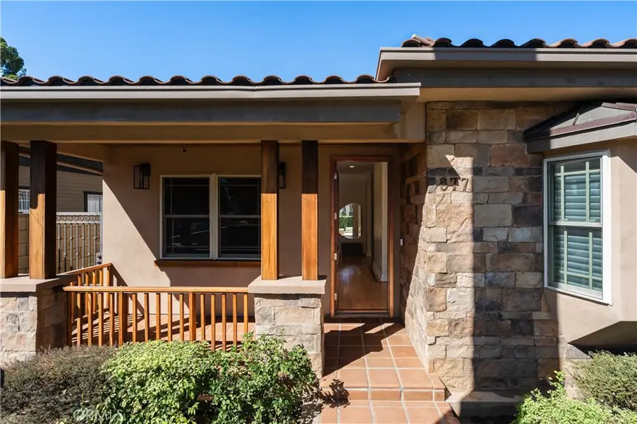 877 N Oakland, Pasadena, CA 91104 - #2