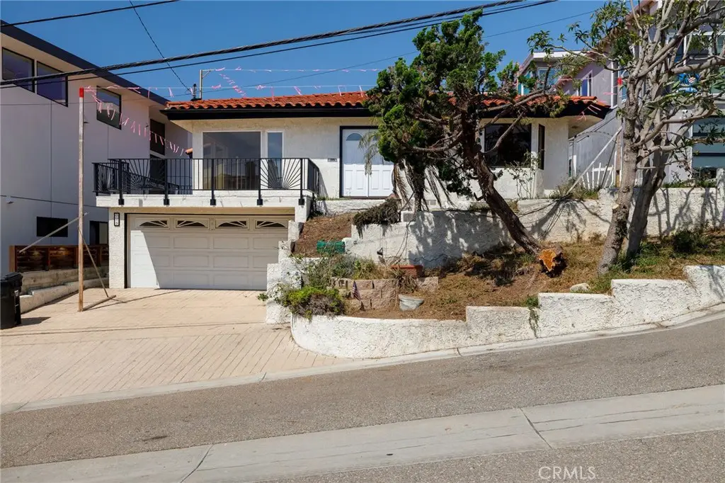 725 24th Street, Hermosa Beach, CA 90254 - #1