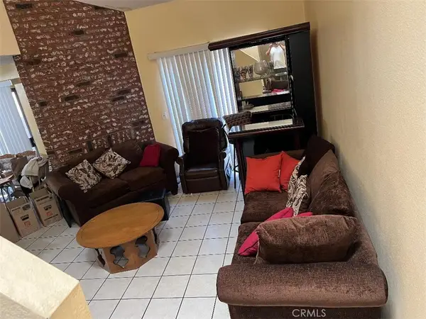 6100 Arbutus Avenue #2, Huntington Park, CA 90255